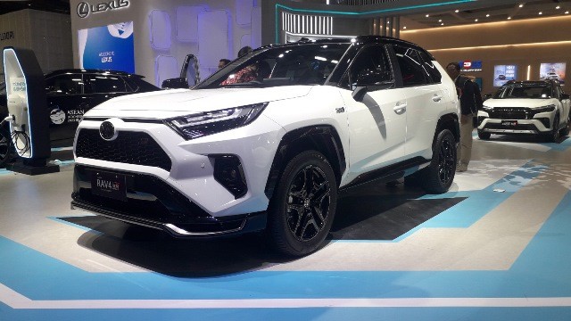 Mejeng di GJAW, Toyota RAV4 GR Sport Bakal Dijual Mei 2023 (Foto: MNC Media/ Fadli Ramadan)