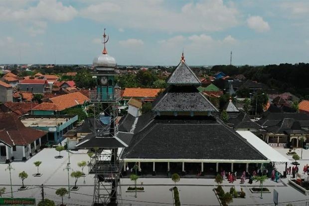 5 Arsitektur Masjid Bersejarah Di Indonesia Ini Sungguh Ikonik