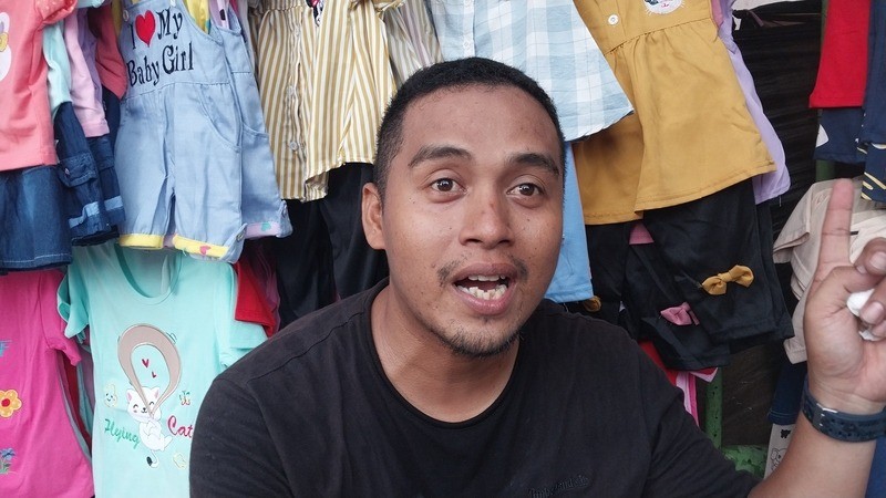 Pedagang Pakaian di Pasar Tanah Abang Keluhkan Omzet Penjualan, Ini Penyebabnya (foto: MNC Media)
