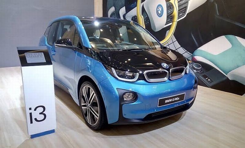 BMW Siap Luncurkan Beragam Model Mobil Listrik untuk Saingi Produsen China. (Foto: MNC Media)