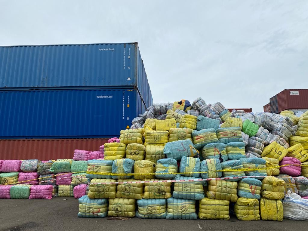 Malaysia sampai Prancis Jadi Pemasok Pakaian Impor Bekas Terbesar ke Indonesia. (Foto: MNC Media)