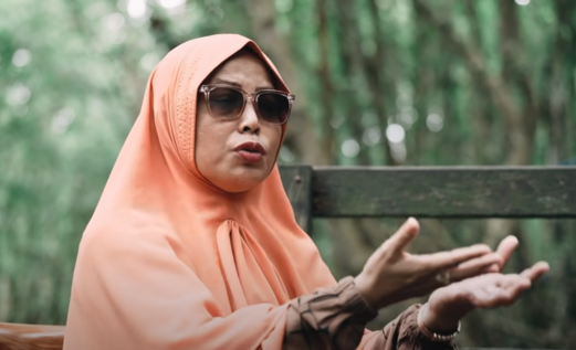Kisah Inspiratif Ramadan: Bangun 24 RM Prasmanan Gratis untuk Tarik Umat ke Masjid. (Foto: Youtube/PecahTelur)