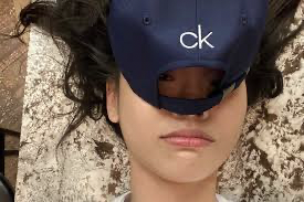 Intip Siapa pemilik Calvin Klein, Brand Fesyen Ikonik Favorit Anak Muda. (FOTO : MNC MEDIA)