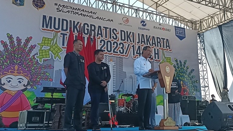 Lepas 284 Bus Mudik Gratis, Heru Budi: Tetap Sabar Jika Macet di Perjalanan. (Foto M Refi Sandi/MPI)