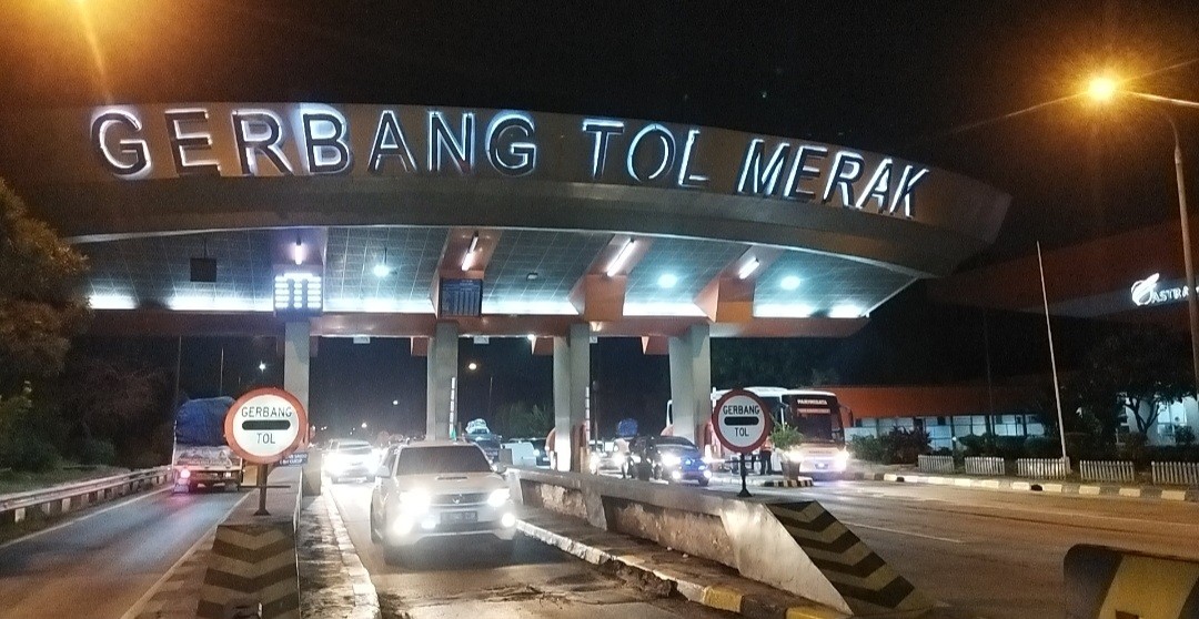Satu Juta Kendaraan Pemudik Melintas Tol Jakarta-Merak sejak H-10 Lebaran (FOTO:MNC Media)