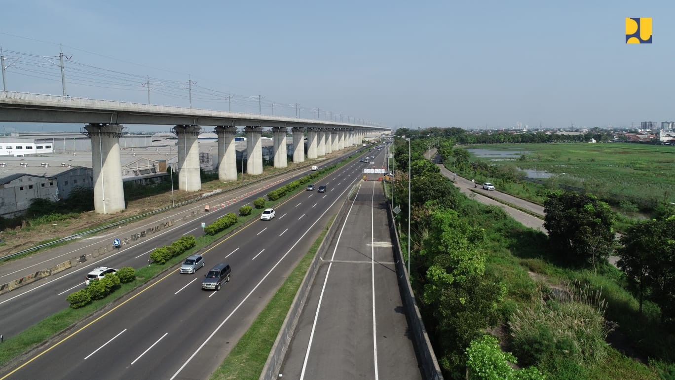 Kurangi Kepadatan Tol Padalarang-Cileunyi, PUPR Fungsionalkan Akses Tol Gedebage Km 149. (Foto: MNC Media)