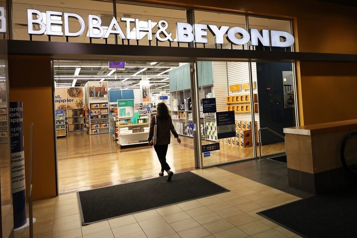 Saham Bed Bath & Beyond Anjlok 34 Persen Usai Ajukan Kebangkrutan