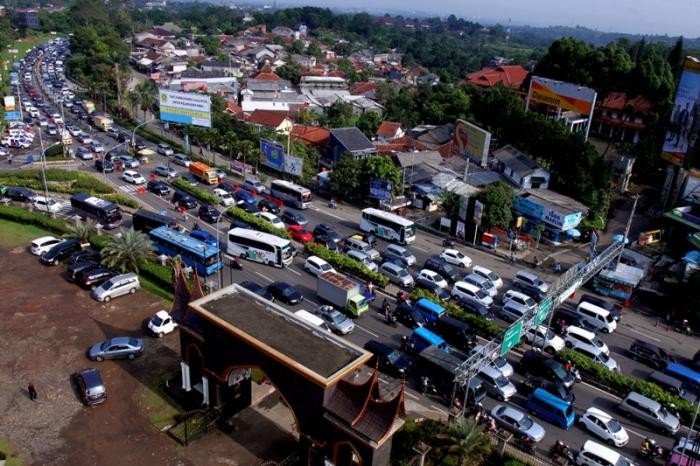 Polri Berlakukan Car Free Night di Jalur Puncak Bogor pada Malam Tahun Baru, Ini Rinciannya. (Foto: MNC Media)
