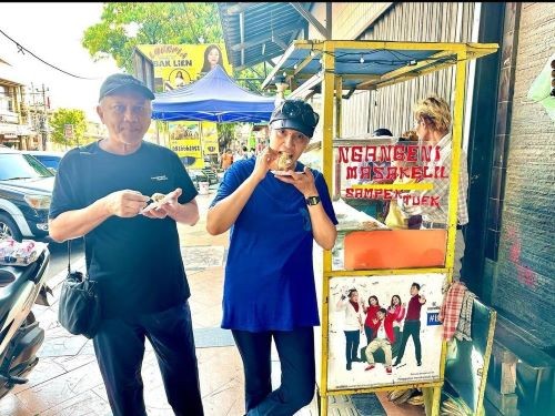 Pisang Madu Plenet Pak Tri, Kuliner yang Bikin Sri Mulyani Nostalgia Masa Kecil. Foto: MNC Media.