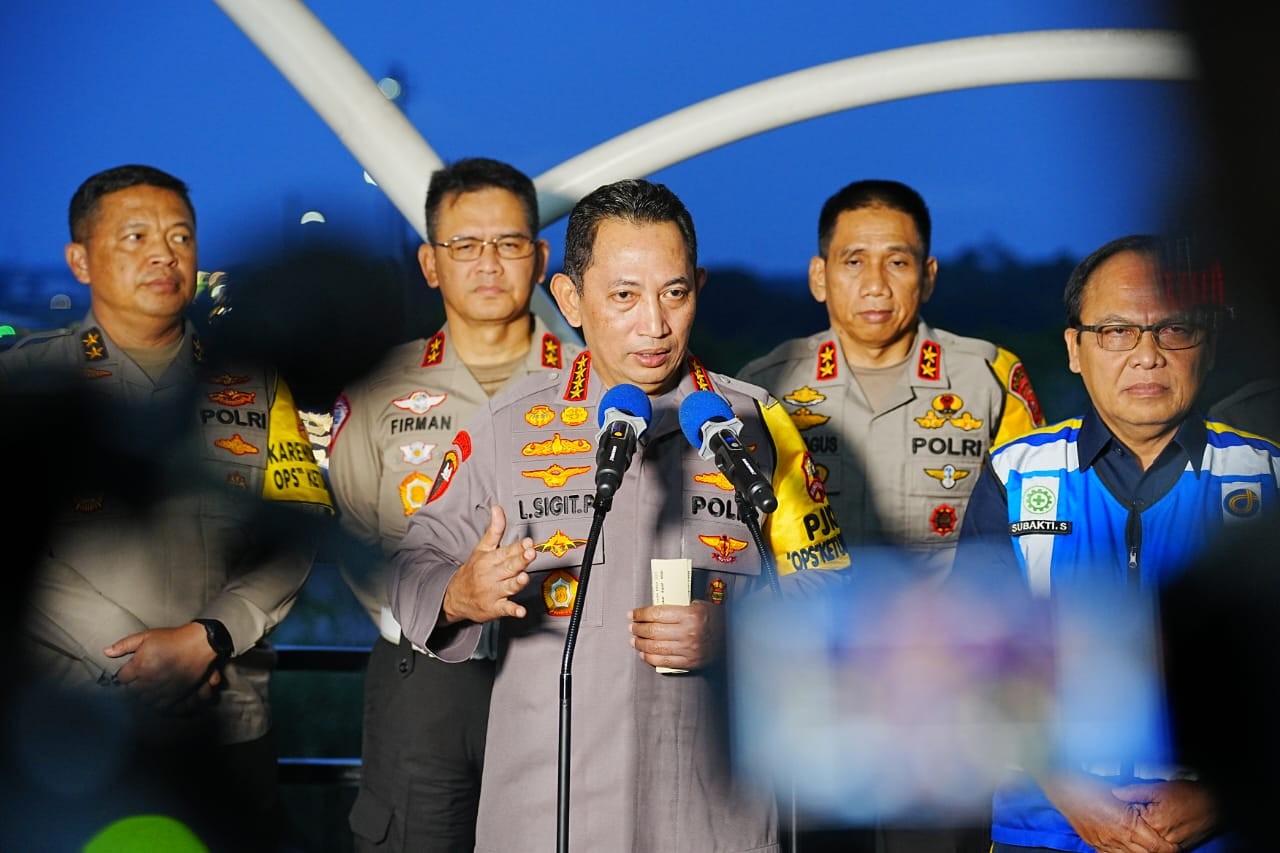 Kapolri Jenderal Listyo Sigit Prabowo menyampaikan rasa syukurnya atas bebasnya Pilot Susi Air, Kapten Philip Mark Mehrtens. (MNC Media)