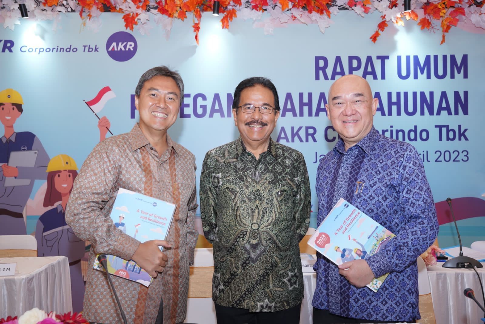 Eks Menteri ATR Sofyan Djalil Resmi Jabat Komisaris AKR Corporindo (AKRA). (Foto Dokumentasi AKRA)