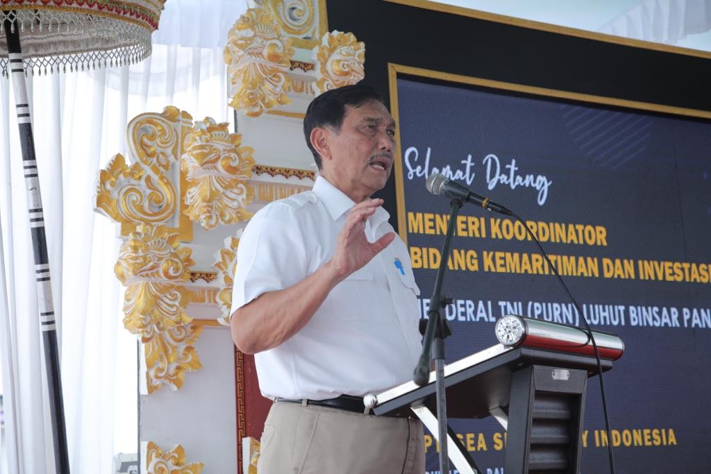 Demi Transisi Energi, Luhut Dorong Pengembangan Rumput Laut Jadi Biofuel dan Crude Oil. (Foto: Kemenko Marves)