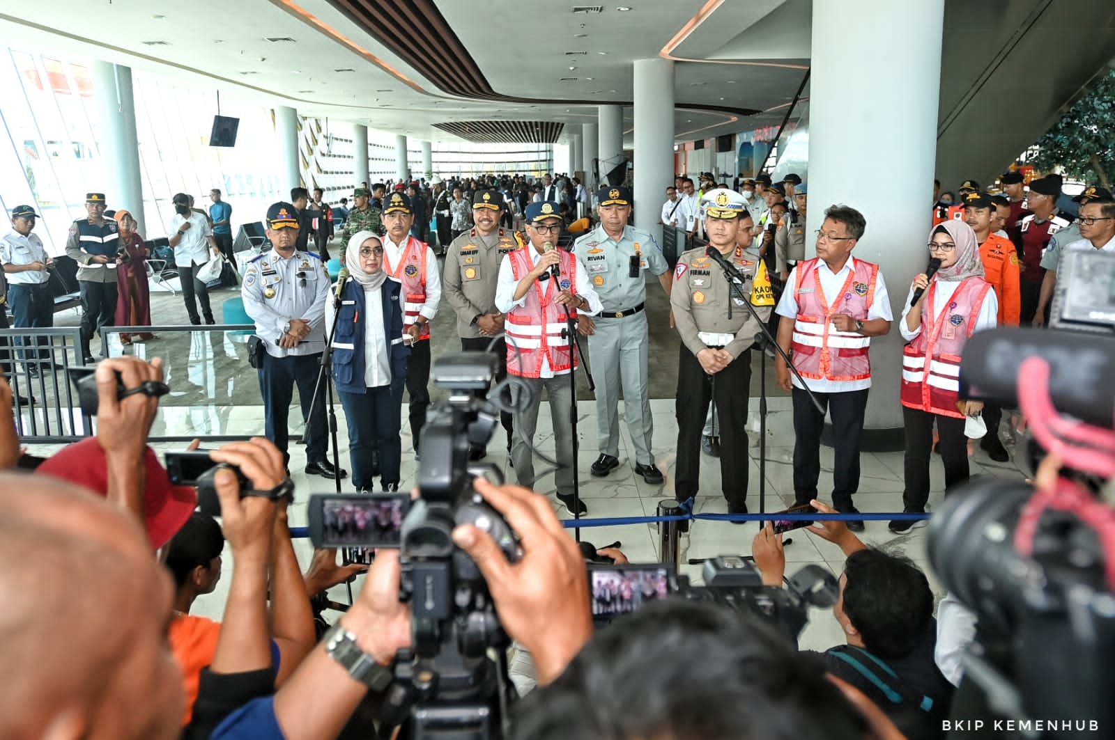 50 Persen Kendaraan Belum Balik dari Sumatera, Waspada Arus Balik di Akhir Pekan Ini. (Foto Kemenhub)