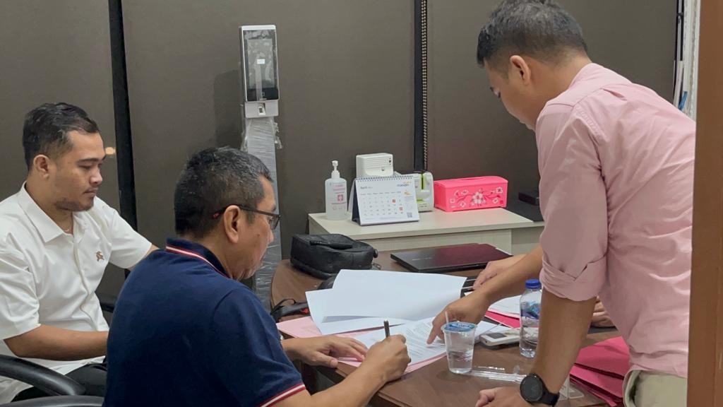 Jadi Tersangka Korupsi, Dirut Waskita Karya (WSKT) Ditahan Kejaksaan Agung. Foto: dok.Kejagung.
