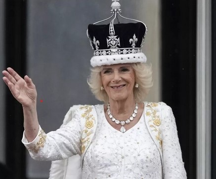 Ada Sejarah di Balik Kalung Berlian Camilla saat Penobatan Raja Charles III. Foto: dok.People.