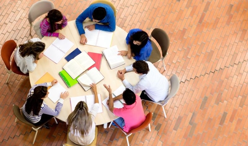 5 Tips Hidup Hemat Selama Kuliah di Surabaya, Mahasiswa Perantauan Perlu Tahu. (Foto: MNC Media) 