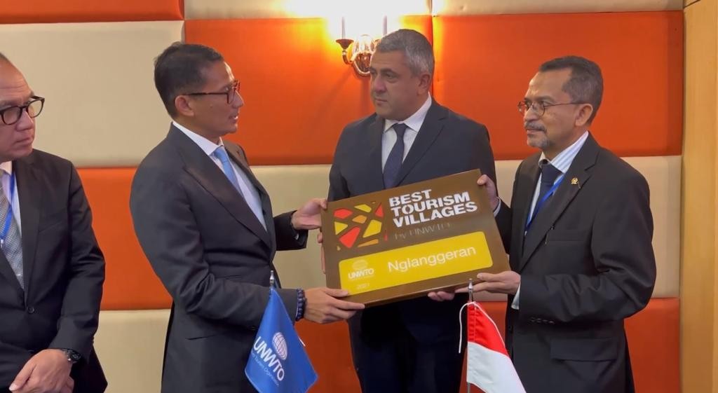 Buka Peluang Investasi Pariwisata RI, Sandiaga Temui Sekjen UNWTO di Kamboja (FOTO:Dok Ist)