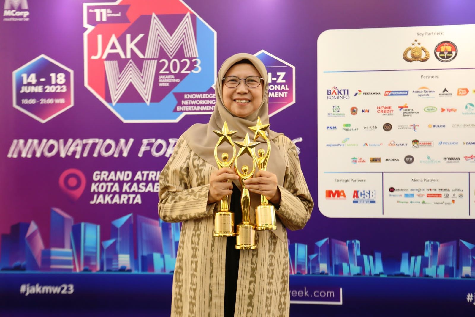 PLN Jadi Best of The Best Company Dalam Ajang BUMN Entrepreneurial Marketing Awards 2023 (foto: MNC Media)