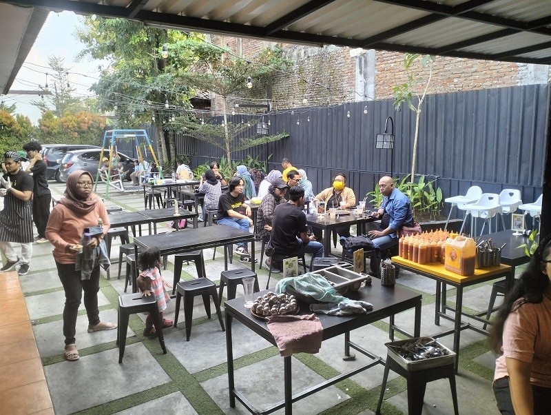 Harga Daging Sapi dan Ayam Naik Jelang Idul Adha, Begini Strategi Pengusaha Kuliner. (Foto: Erfan Erlin/MNC Media)