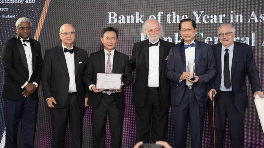 BCA Dinobatkan Sebagai Bank of the Year in Asia Pacific 2023 (foto: MNC Media)