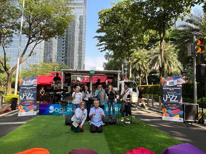 Sajian Musik Surabaya Pahlawan Jazz Sihir Pengunjung SCBD Weekland (foto atikah mpi)