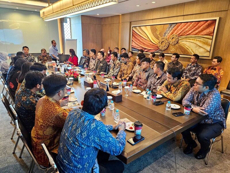 Perkuat Kapasitas SDM, PLN Kirim 200 Pegawai Tugas Belajar ke Singapura sampai London. (Foto: MNC Media)