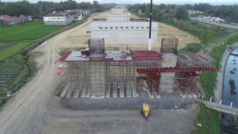 Proyek Pembangunan Jalan di Perbatasan Kalimantan Sepanjang 208 Km Ditarget Rampung di Akhir 2024. (Foto: MNC Media)