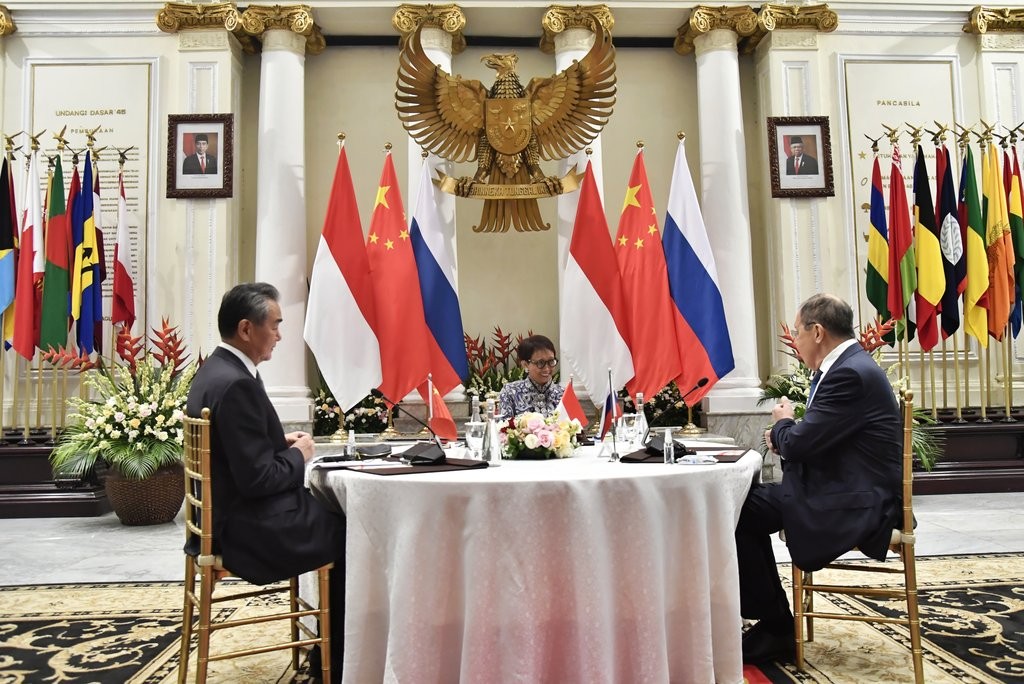 Indonesia Gelar Pertemuan dengan China dan Rusia di Sela Forum ASEAN. (Foto: Kemlu)