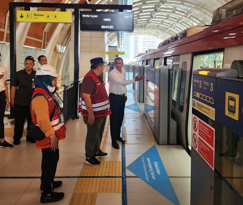 Tahap Pertama, 10 Armada LRT Jabodebek Siap Angkut Penumpang  (Foto: MNC Media)