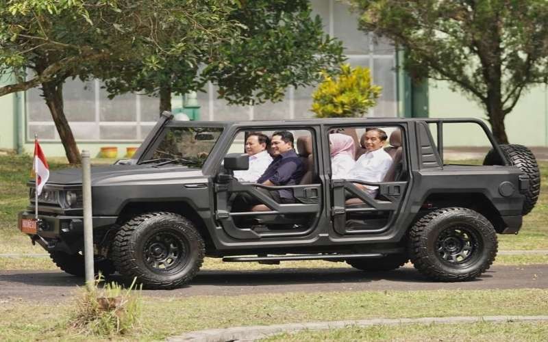 Intip Spesifikasi Mobil Pindad Maung Generasi Terbaru Yang Dinaiki Jokowi