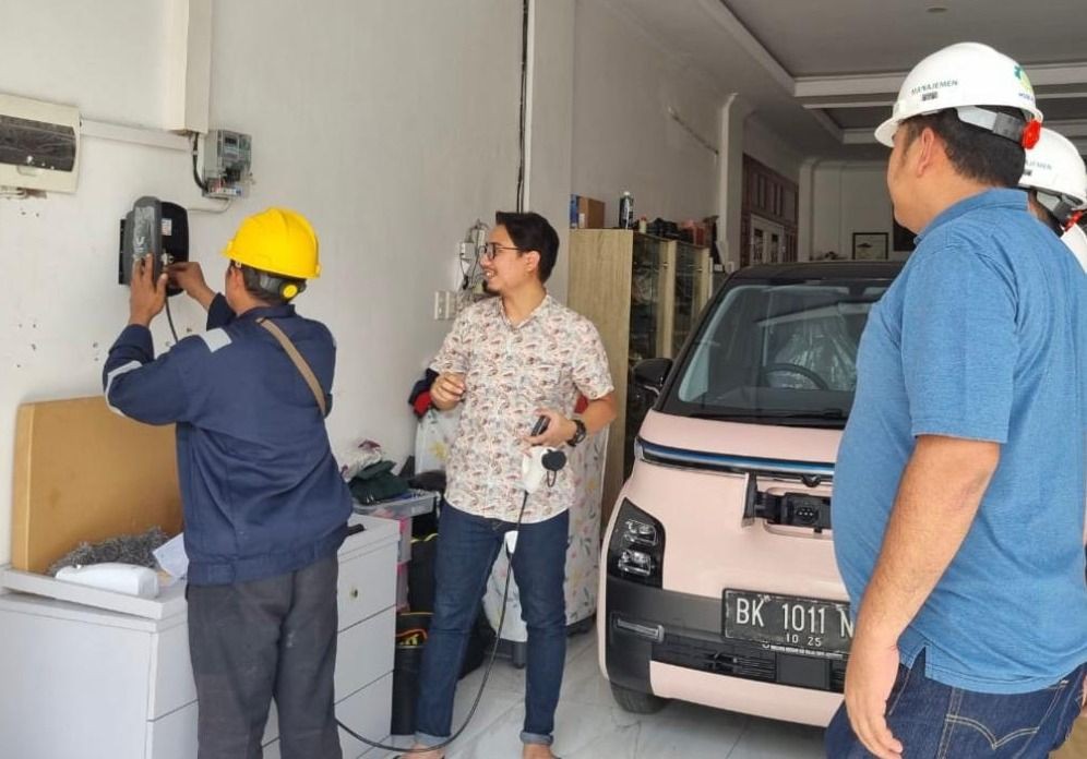 Kendaraan Listrik Makin Diminati, Pelanggan Home Charging PLN Naik 119,4 Persen. (Foto: PLN)