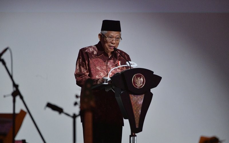 Wapres Ma’ruf Amin meminta masyarakat waspada penyebaran terorisme terhadap pelajar.