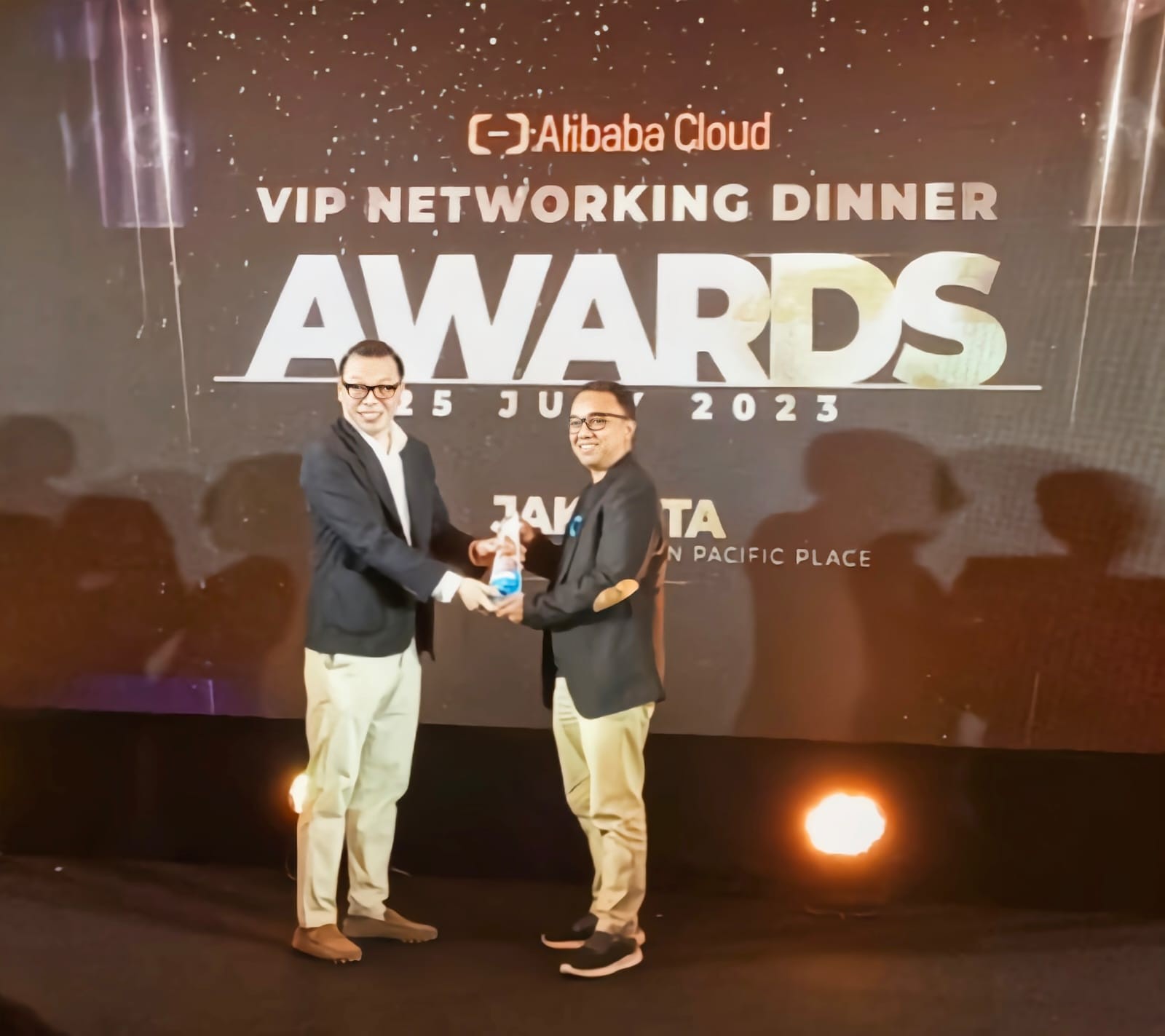 RCTI+ Raih Penghargaan The Best Innovation Award dari Alibaba Cloud. Foto: MNC Media.
