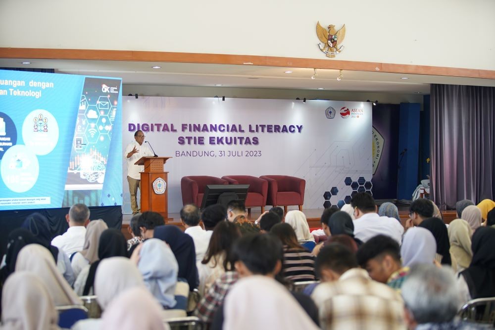 Cegah Kerugian, OJK Ajak Masyarakat Melek Produk Keuangan. Foto: MNC Media.