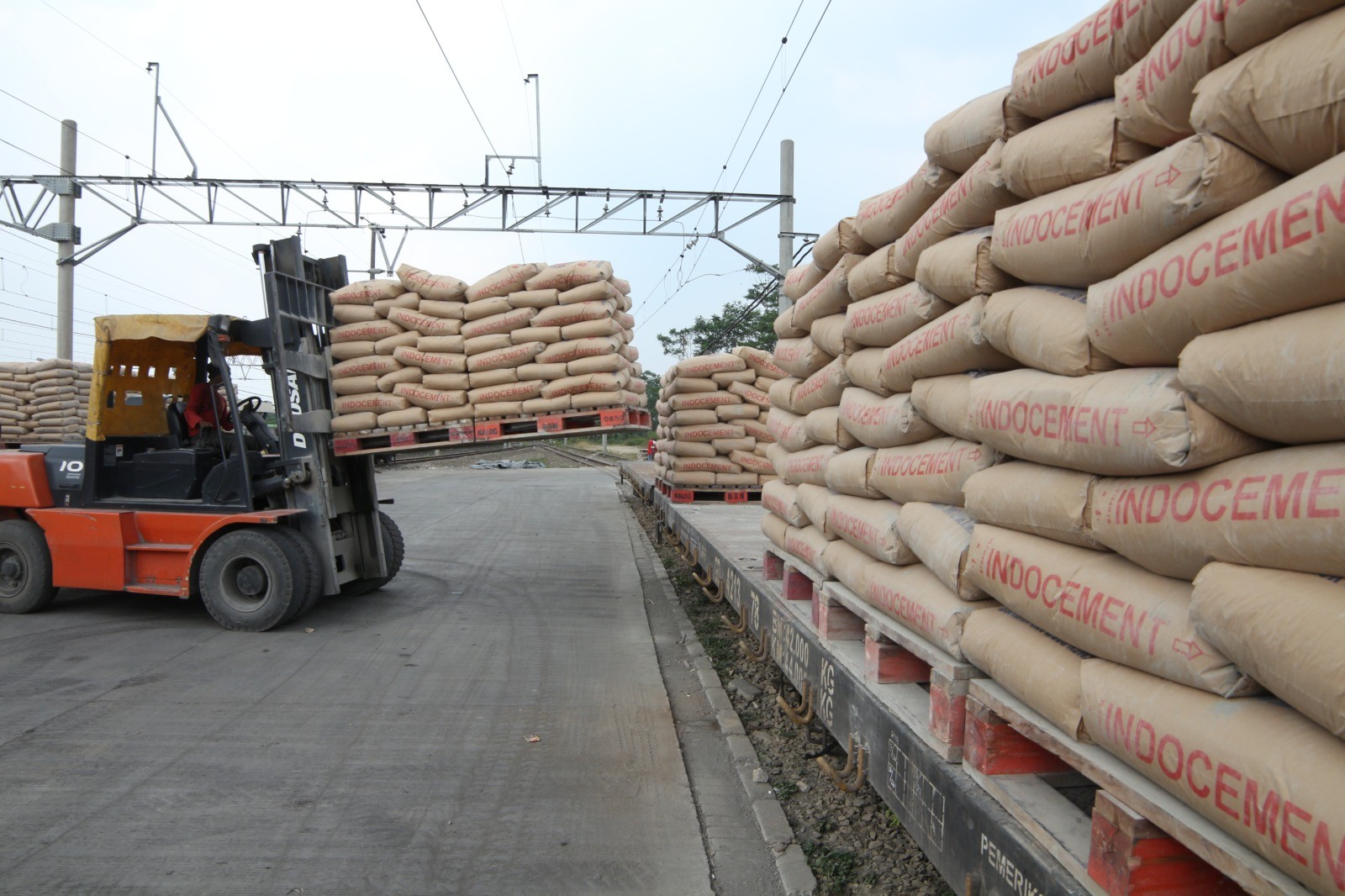Indocement (INTP) Raup Penjualan 8.360 Ribu Ton di Semester I-2023  (FOTO:Dok Ist)