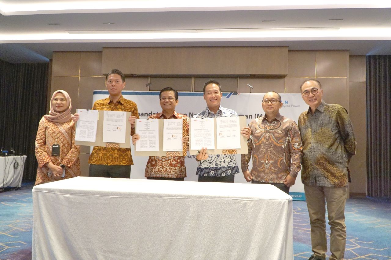 PLN Gandeng ABB Sakti Perkuat Jaringan Pengisian Daya Kendaraan Listrik. (Foto: Dok.PLN)