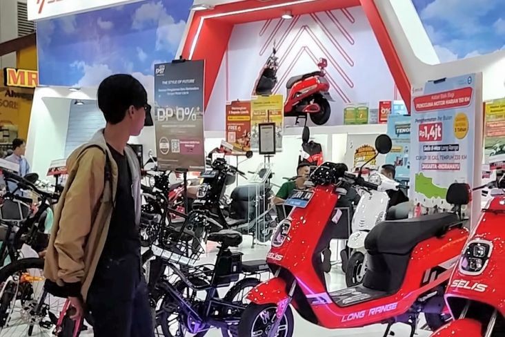 Penjualan Motor Listrik Terkontraksi, Laba SLIS Merosot 32 Persen (Foto: MNC Media)