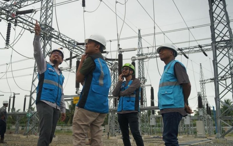 PLN menyelesaikan pembangunan Gardu Induk dan Saluran Udara Tegangan Tinggi (SUTT) di Sulawesi Utara.