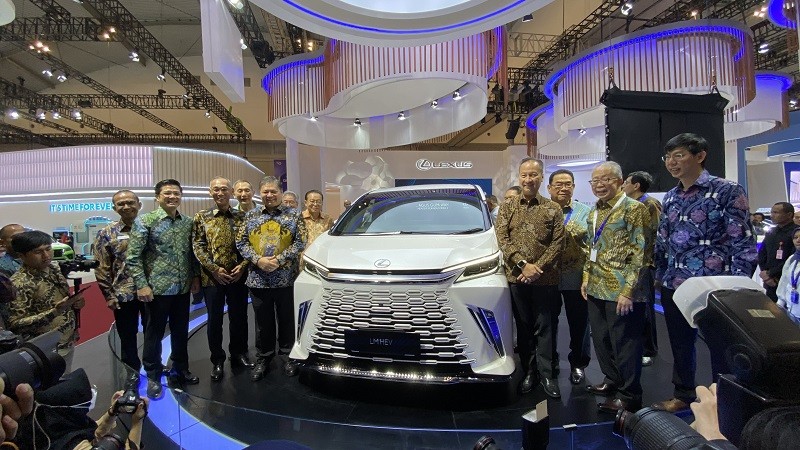 Investasi Tesla Belum Jelas, RI Gelar Karpet Merah Buat Produsen Mobil Listrik Lain (Foto Fadli Ramadhan)