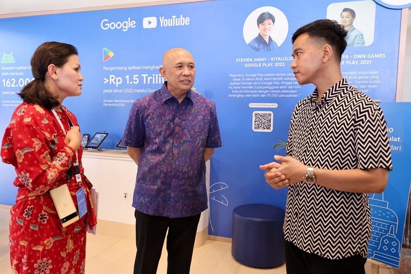 Teten Minta Google dan YouTube Dukung Akselerasi Kemampuan Digital UMKM. (Foto: Dok. KemenkopUKM)