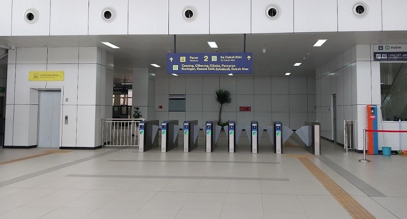Muncul Percikan Api di Stasiun Halim, KCIC: Penyebab Masih DiInvestigasi. (Foto: MNC Media)