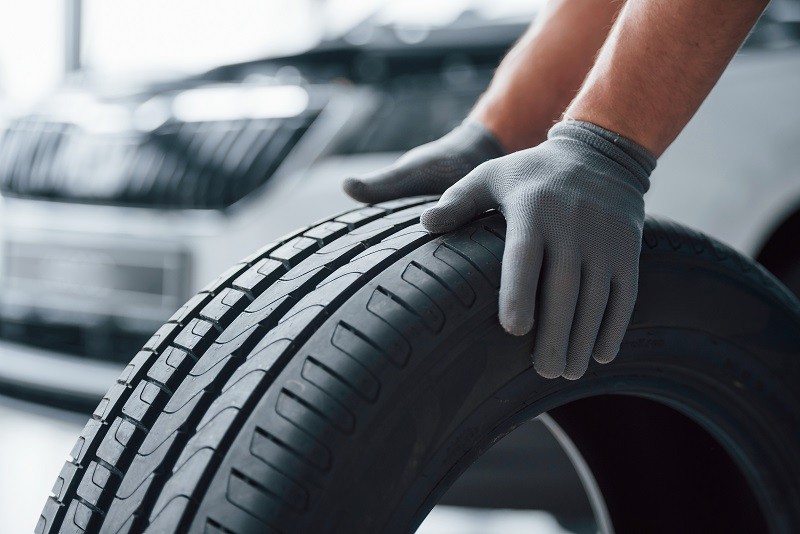 Produsen Ban (TYRE) Catatkan Penjualan Rp376,97 Miliar hingga September 2023
