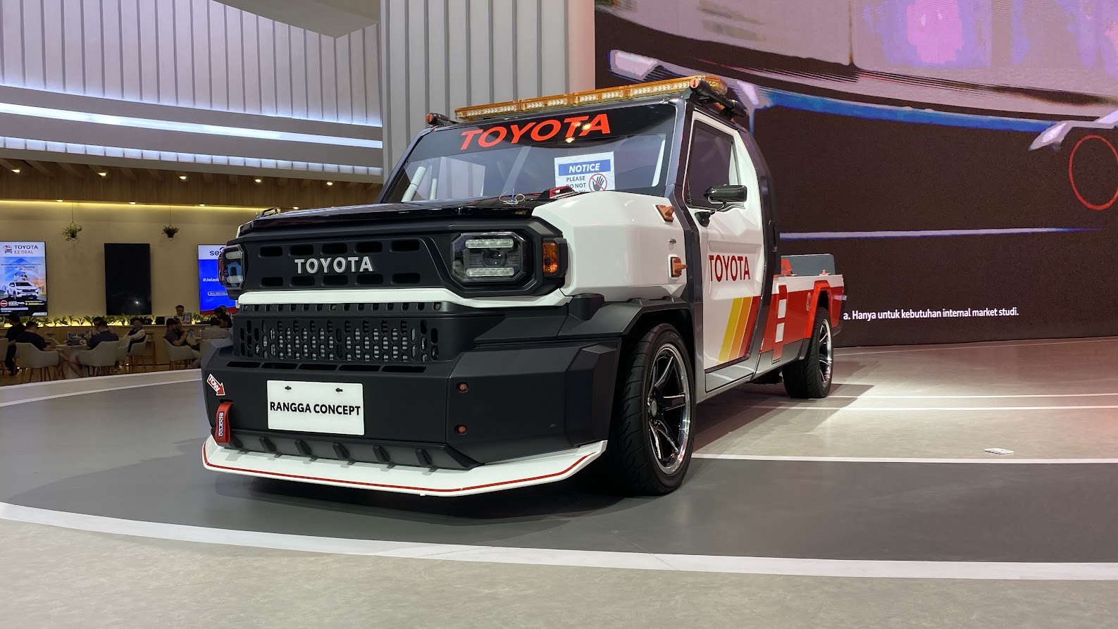 Intip Deretan Mobil Konsep yang Tampil di GIIAS 2023, Ada yang Terinspirasi Mobil Balap. (Foto: MNC Media)