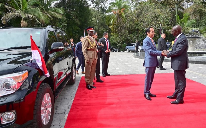 Presiden Jokowi bertemu dengan Presiden Republik Kenya William Ruto