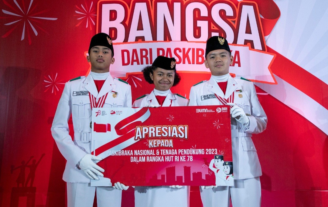 Kobarkan Semangat Bangsa, BRI (BBRI) Beri Dana Apresiasi untuk Paskibraka Nasional (FOTO:Dok BRI)