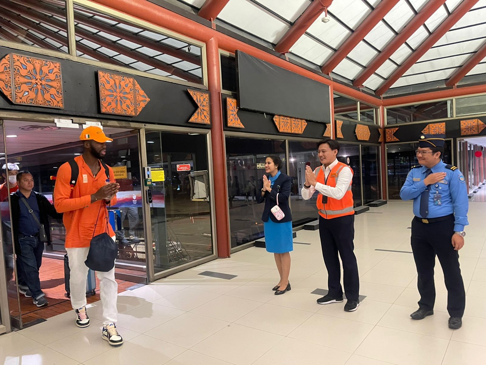 267 Atlet dan Tim Official FIBA World Cup 2023 Sudah Tiba di RI Lewat Bandara Soekarno-Hatta. (Foto: MNC Media)