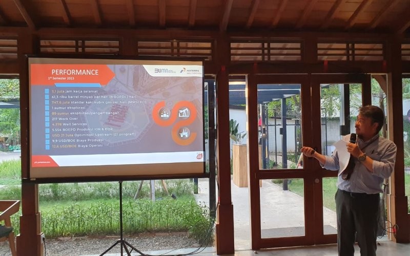 PT Pertamina Hulu Indonesia (PHI) pada semester I-2023 mencatatkan produksi minyak sebesar  61.300 barel per hari.