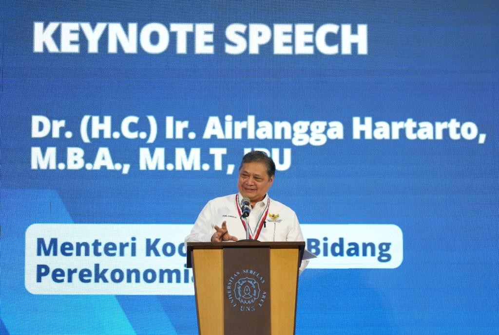 Airlangga Raih Tokoh Transformasi Industri Di BKTI PII Award Berkat ...