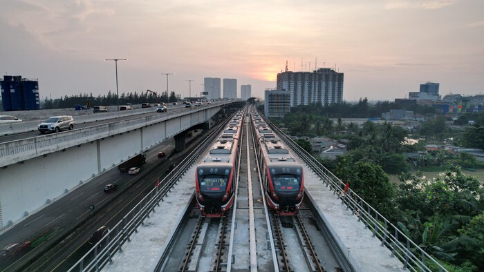 LRT Jabodebek Catat Jumlah Penumpang Capai 112.272 Pengguna selama Libur Panjang Idul Adha (FOTO:MNC Media)