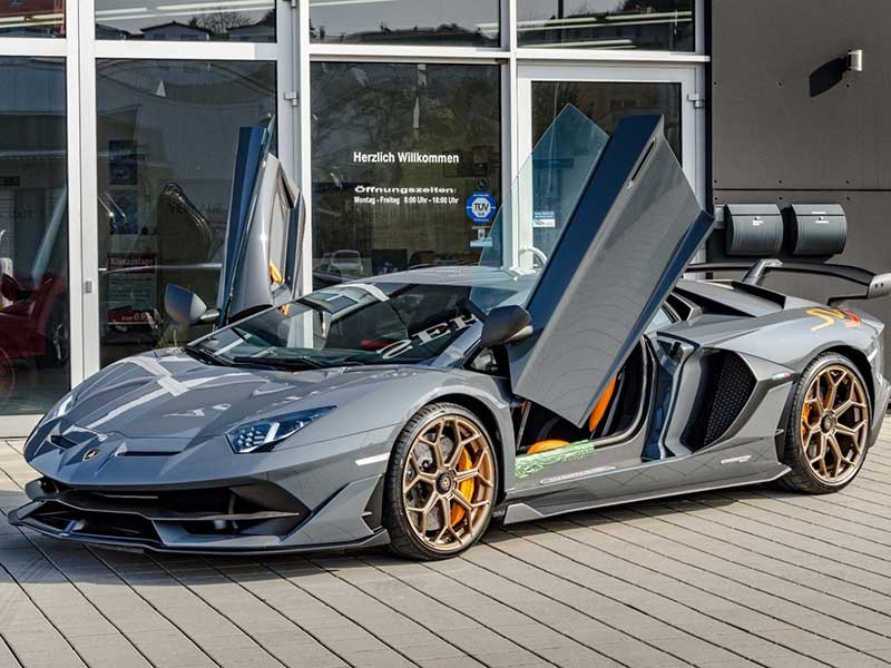 6 Mobil Mewah Termahal yang Pernah Dijual di Indonesia, Salah Satunya Varian Lamborghini. (Foto: MNC Media)